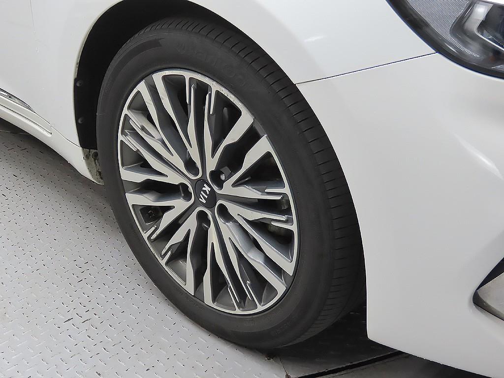 KIA K7 - Vista 9