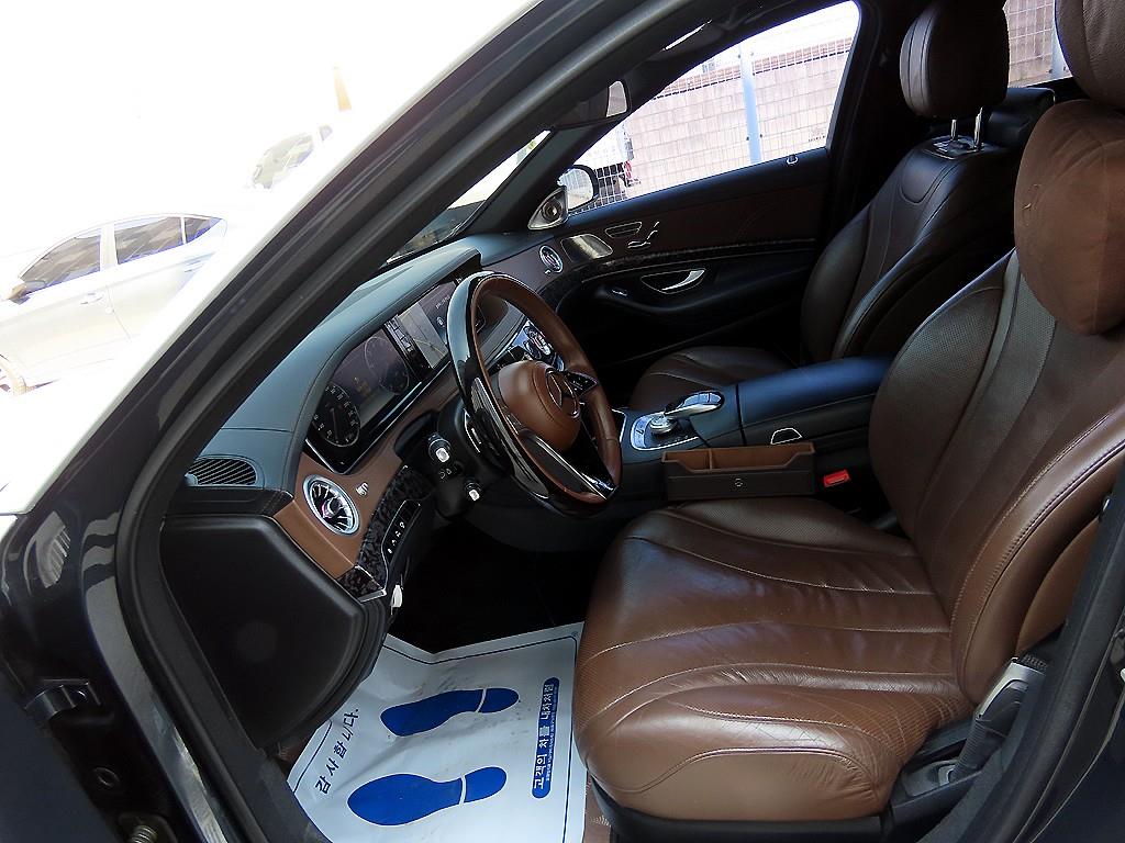 Mercedes Benz S Class - Vista 5