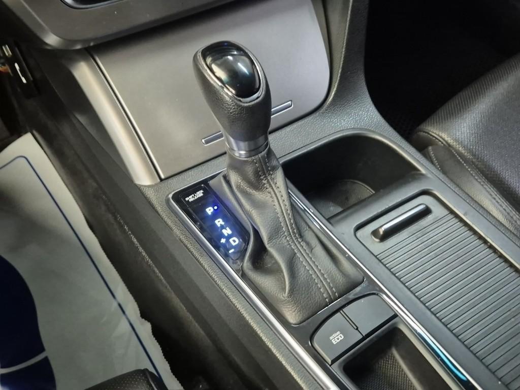 HYUNDAI Sonata - Vista 8