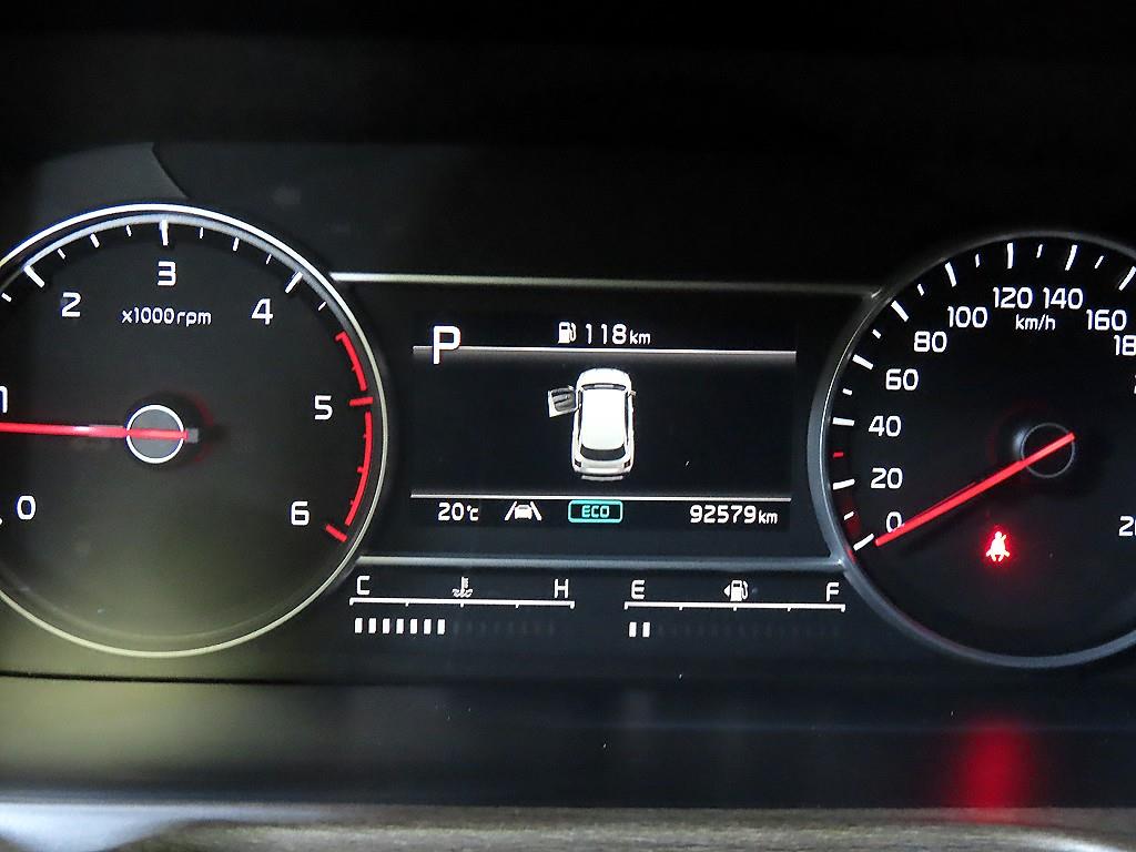 KIA Sorento - Vista 9