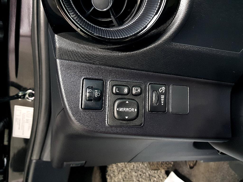 Toyota Prius - Vista 12