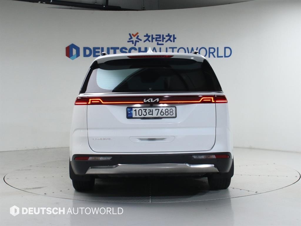 KIA Carnival - Vista 4
