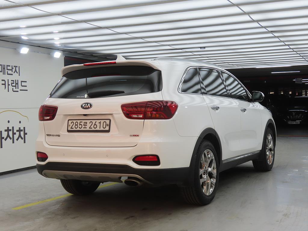 KIA Sorento - Vista 4