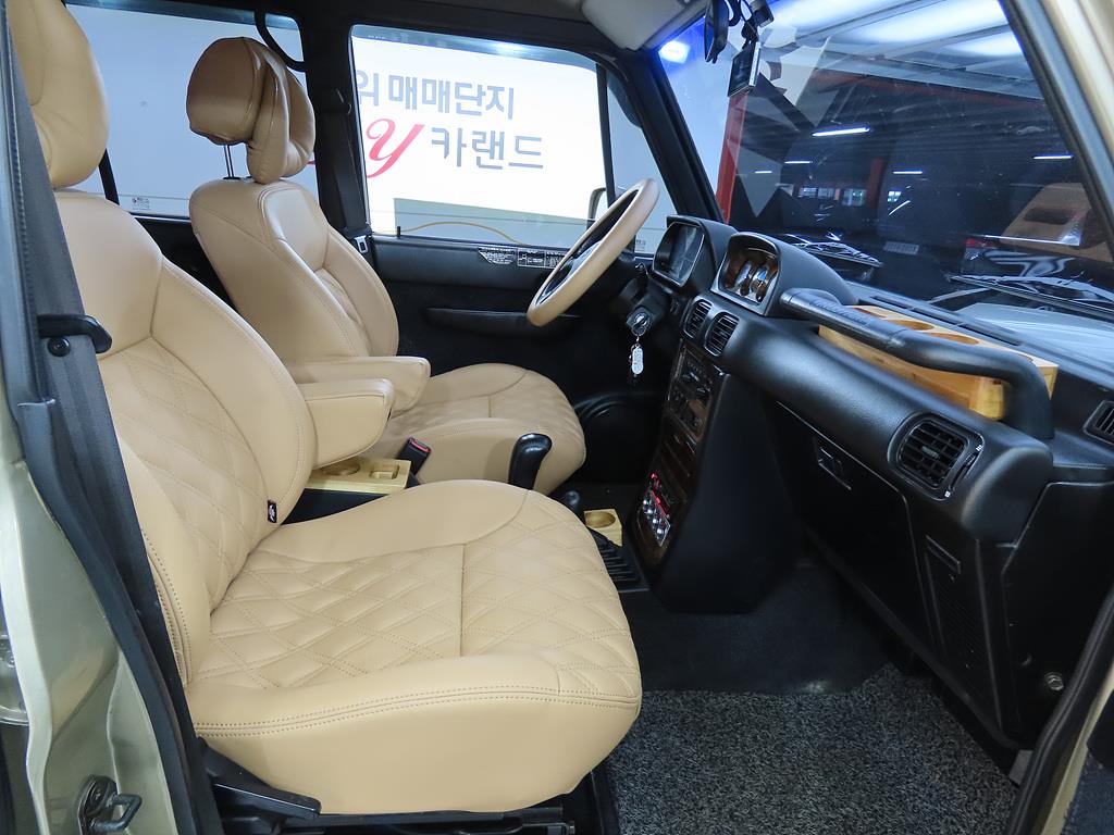 HYUNDAI Galloper - Vista 8