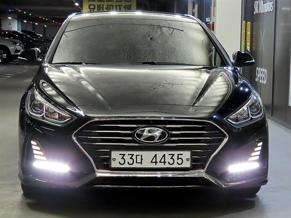 HYUNDAI Sonata - Vista 2