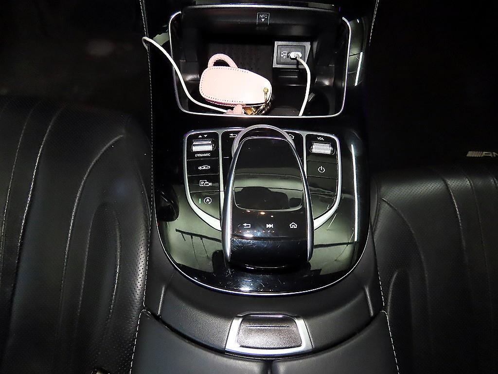 Mercedes Benz CLS Class - Vista 12