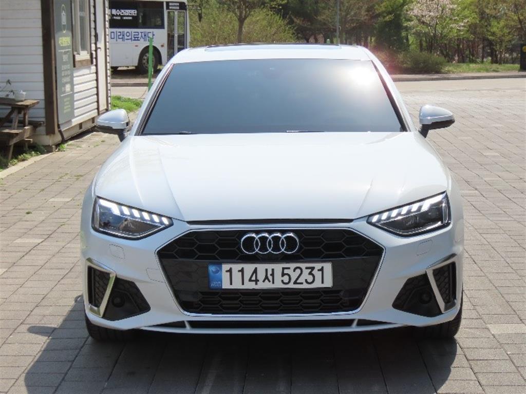 Audi A4 2023 Blanco - Importación desde Corea - HF Imports Iquique - Foto 1