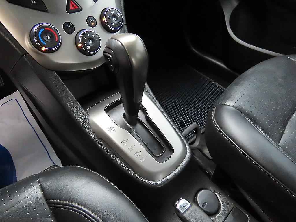 Chevrolet Abeo - Vista 10