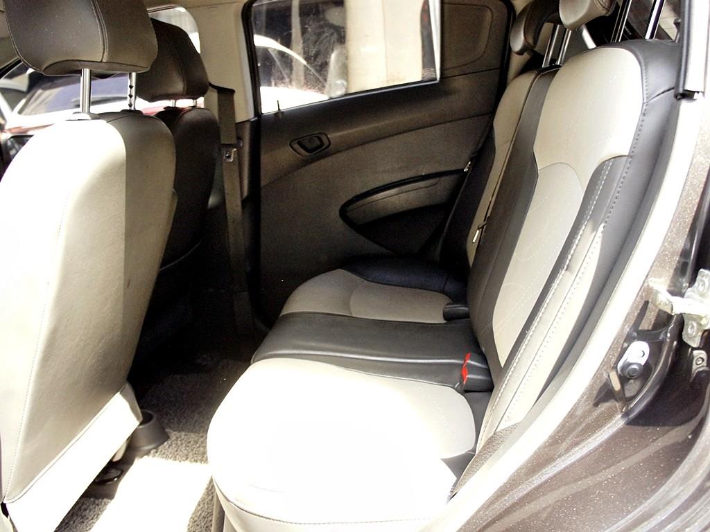 Chevrolet Spark - Vista 11