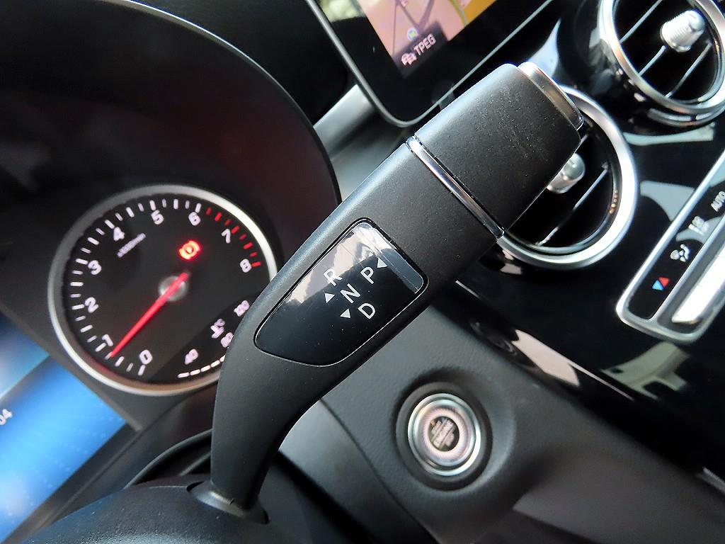 Mercedes Benz C Class - Vista 10