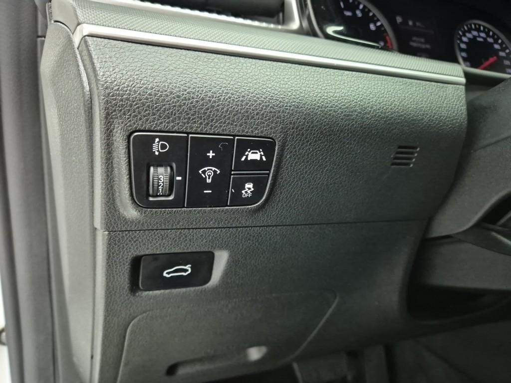 KIA K5 2020 Blanco - Importación desde Corea - HF Imports Iquique - Foto 17