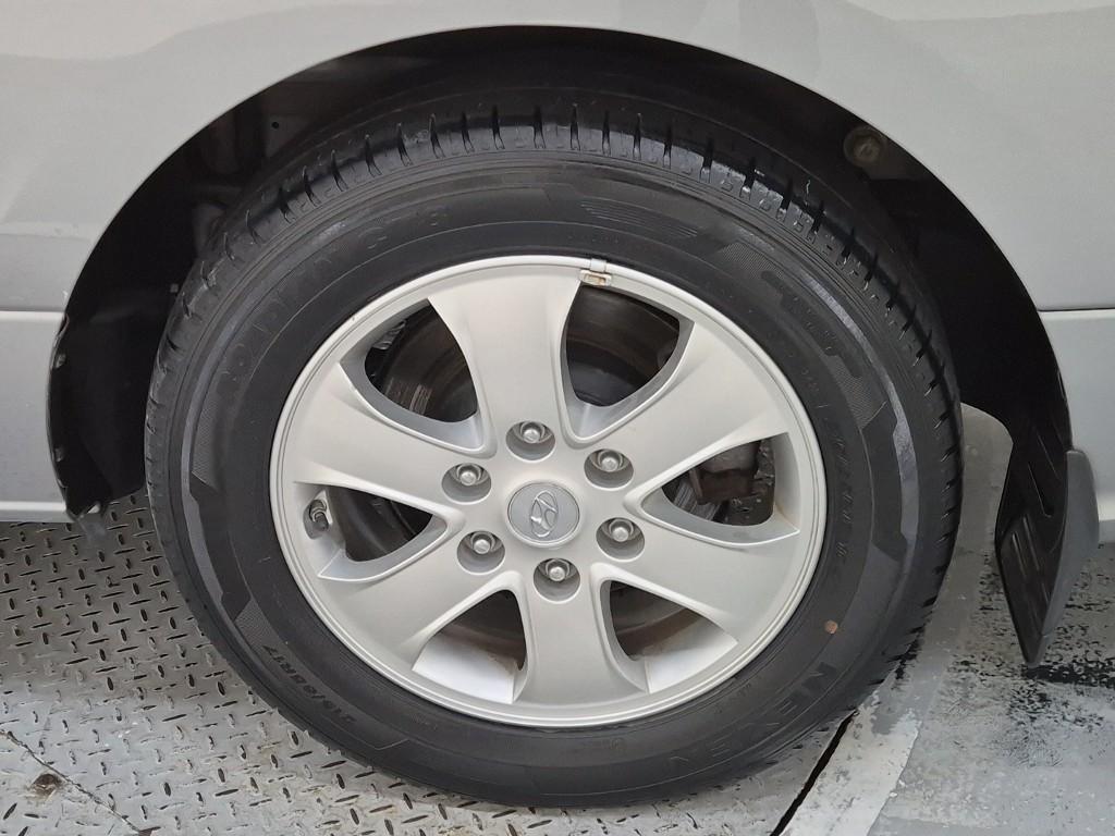 HYUNDAI Starex 2021 Gris - Importación desde Corea - HF Imports Iquique - Foto 18