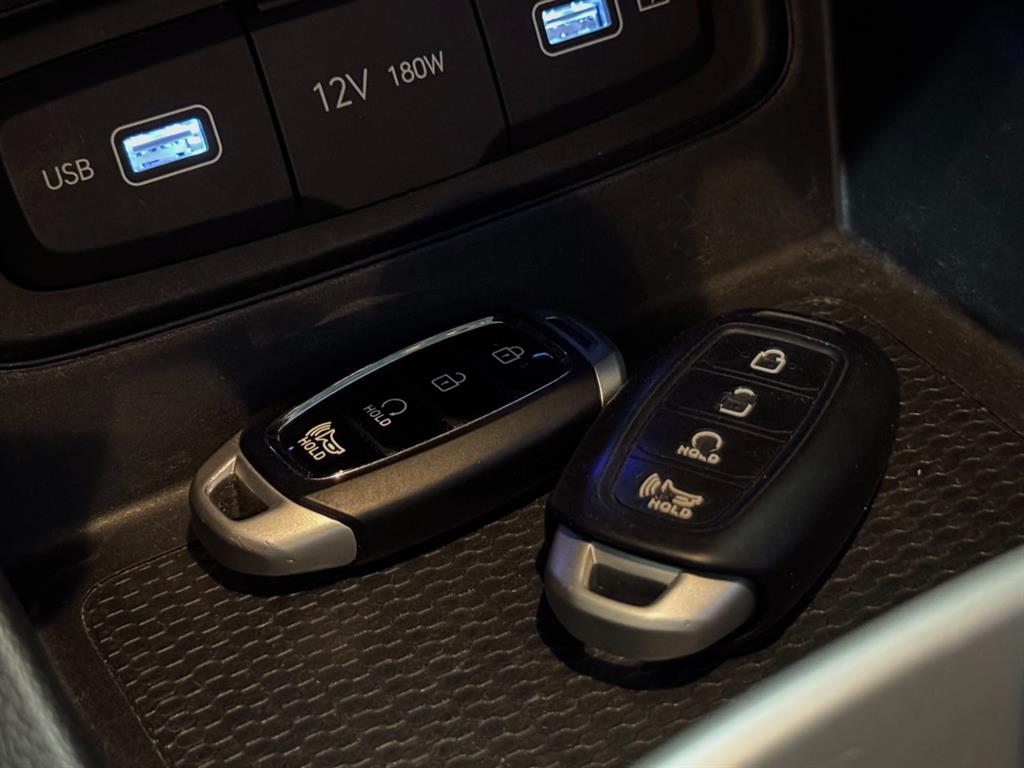 HYUNDAI Venue - Vista 12