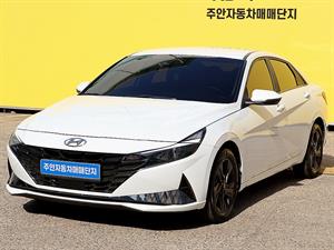 HYUNDAI Avante - Vista 4
