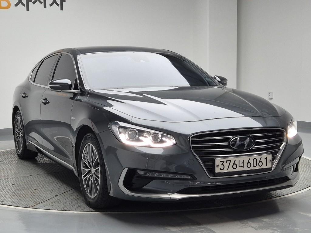 HYUNDAI Grandeur - Vista 4