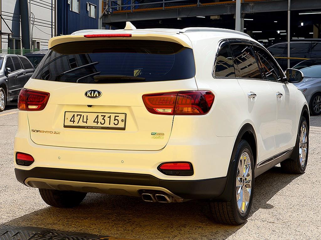 KIA Sorento - Vista 7