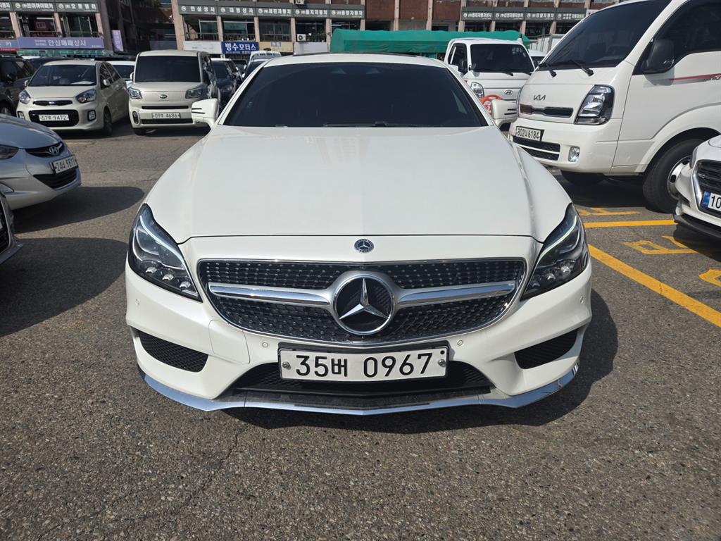Mercedes Benz CLS Class 2016 Blanco - Importación desde Corea - HF Imports Iquique - Foto 1