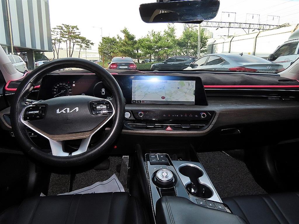 KIA K8 - Vista 7