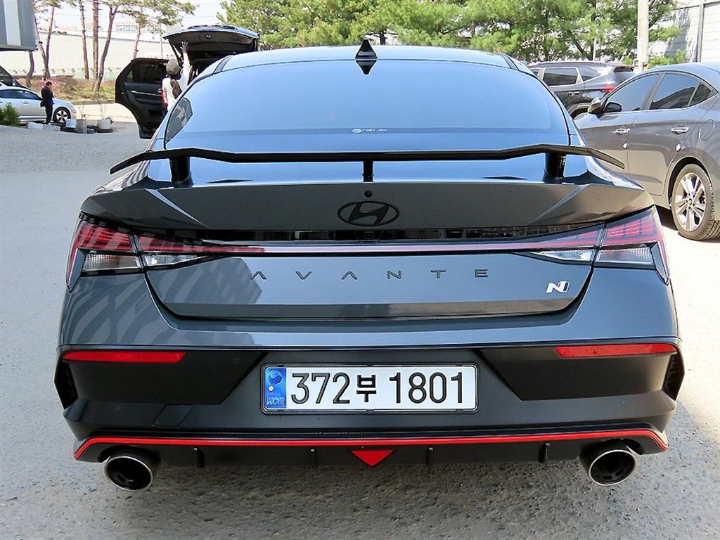 HYUNDAI Avante - Vista 4