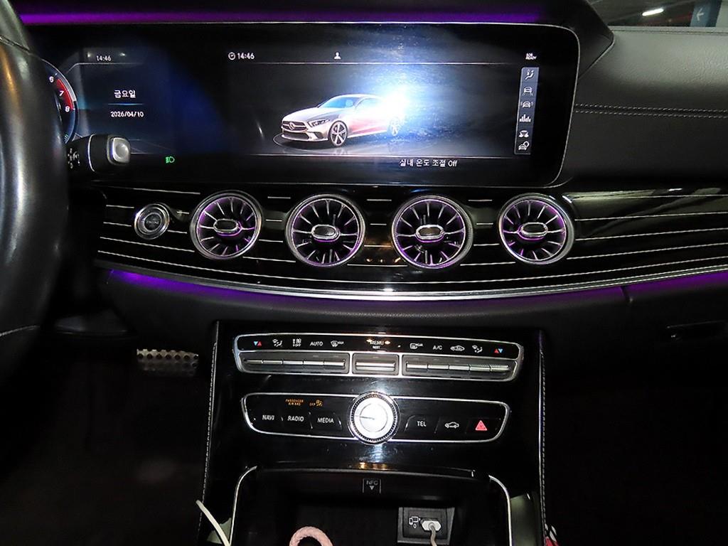 Mercedes Benz CLS Class - Vista 11