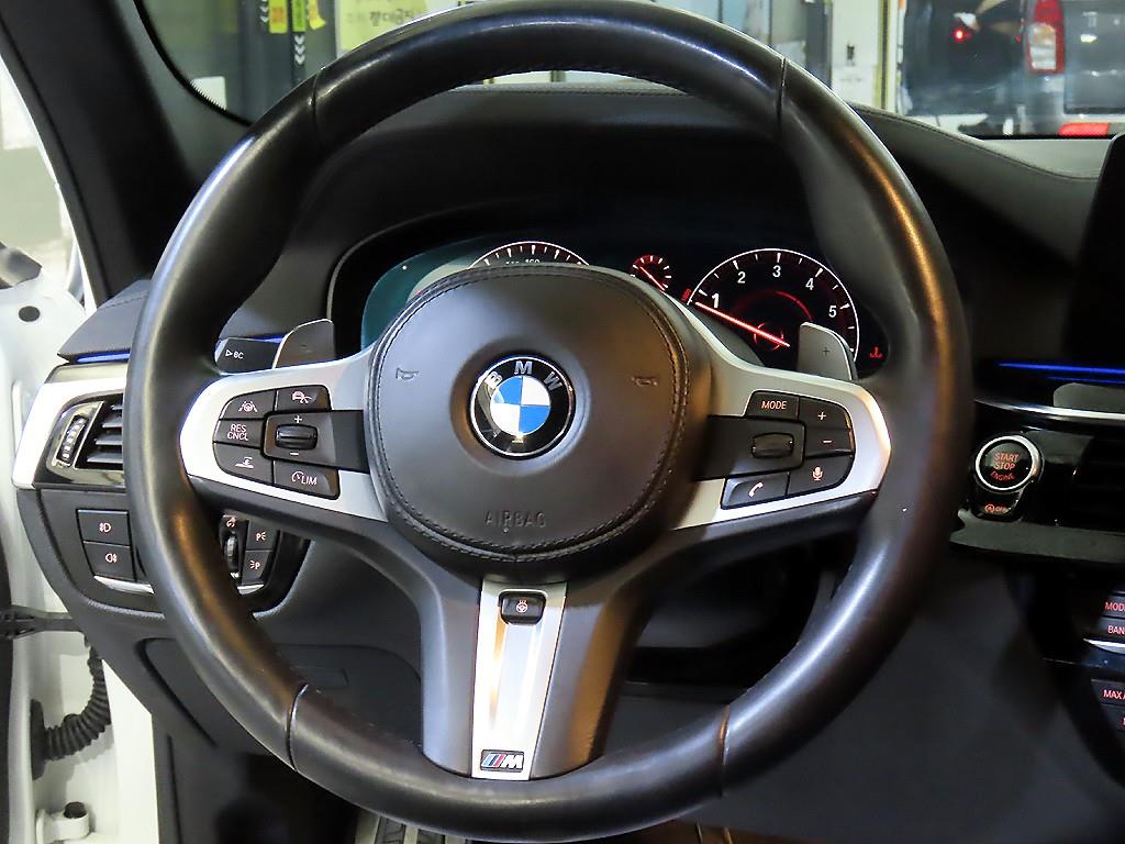BMW 5 Series - Vista 8