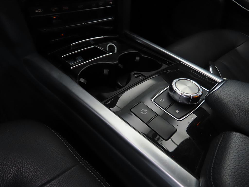 Mercedes Benz E class - Vista 10