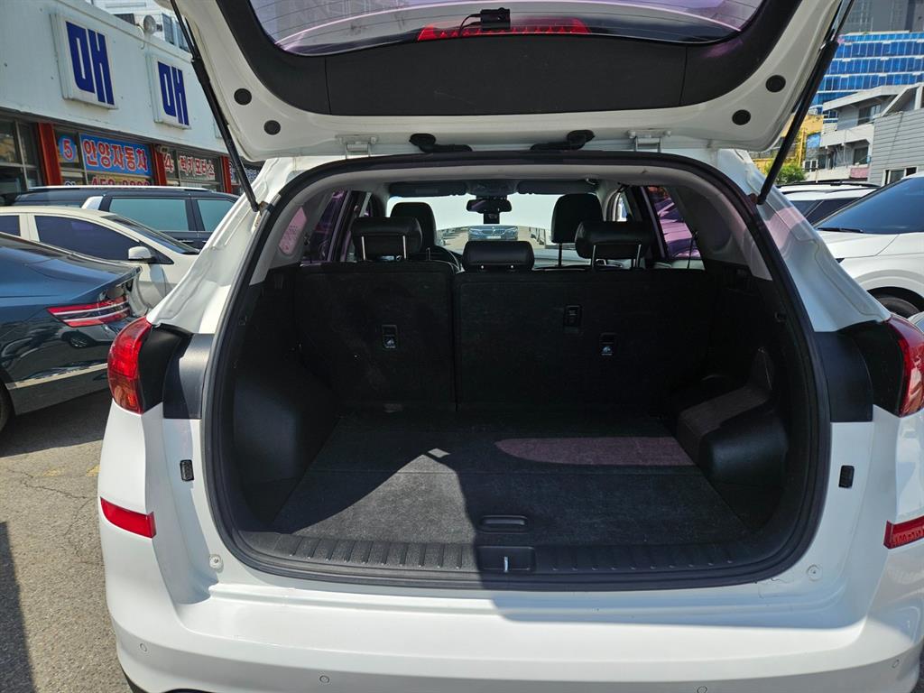 HYUNDAI Tucson 2019 Blanco - Importación desde Corea - HF Imports Iquique - Foto 16