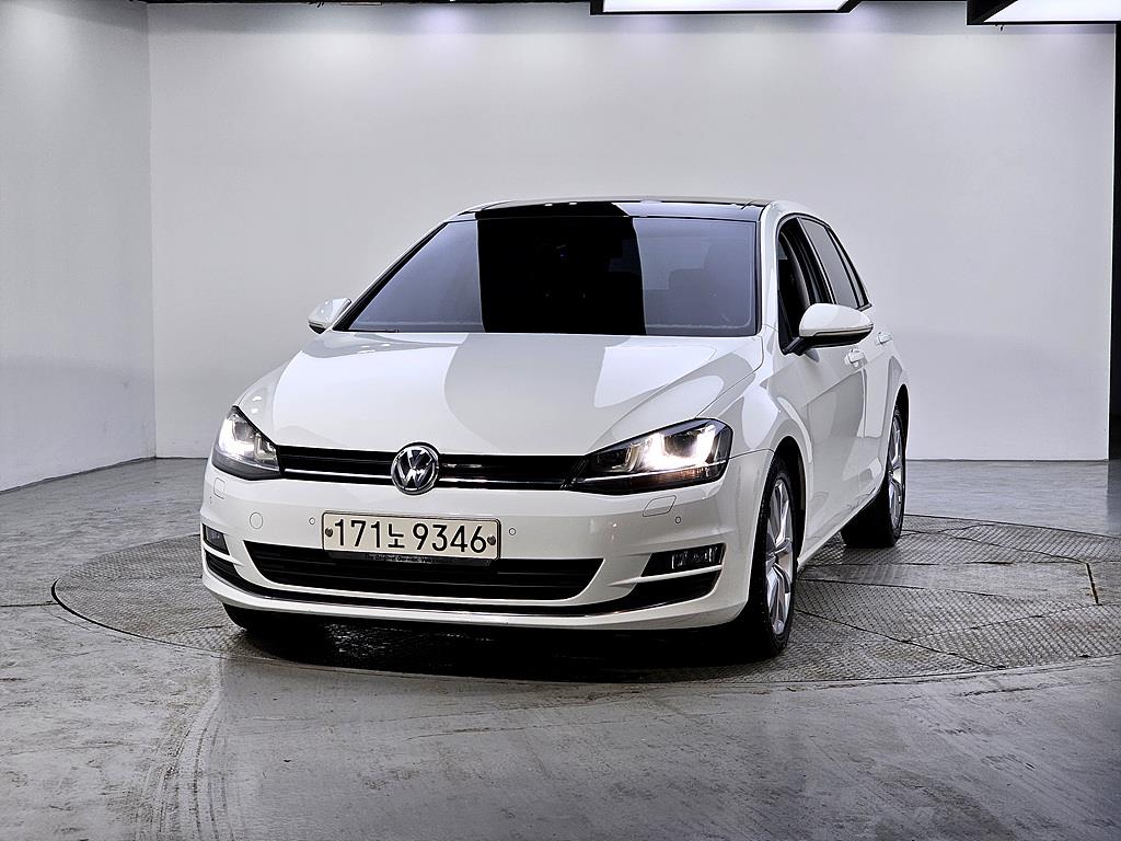 Volkswagen Golf - Vista 2