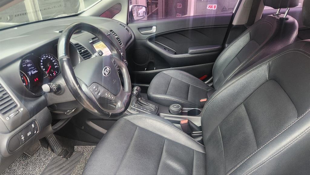 KIA K3 2013 Blanco - Importación desde Corea - HF Imports Iquique - Foto 15