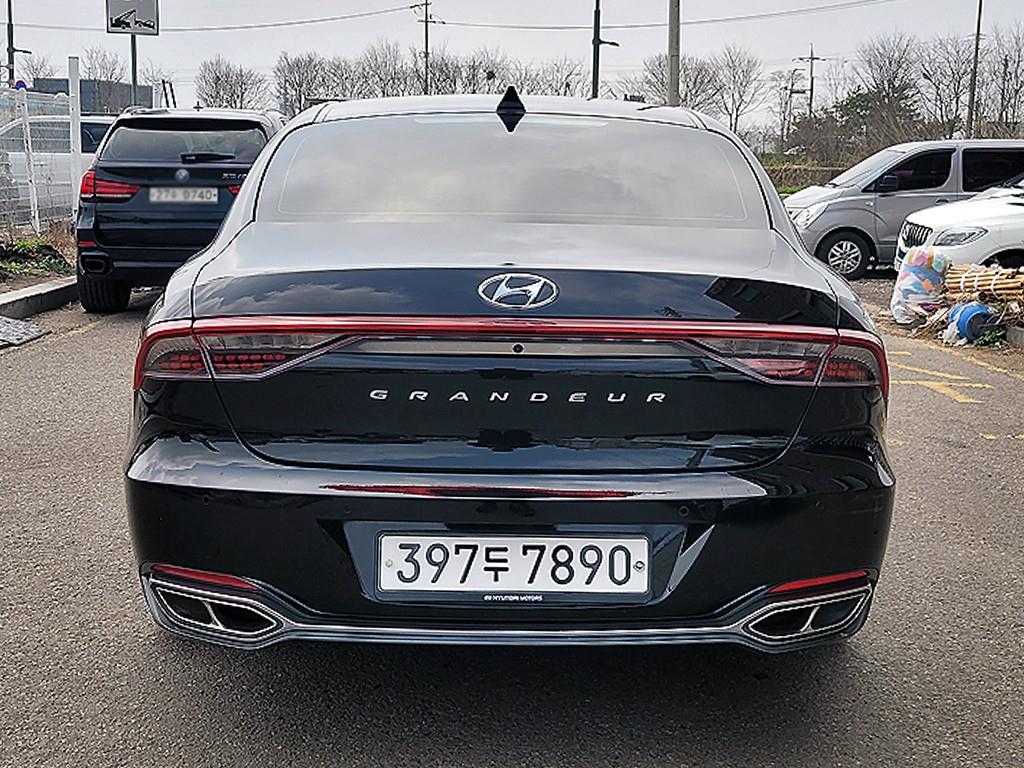 HYUNDAI Grandeur - Vista 3