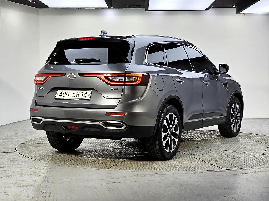 SAMSUNG QM6 - Vista 4