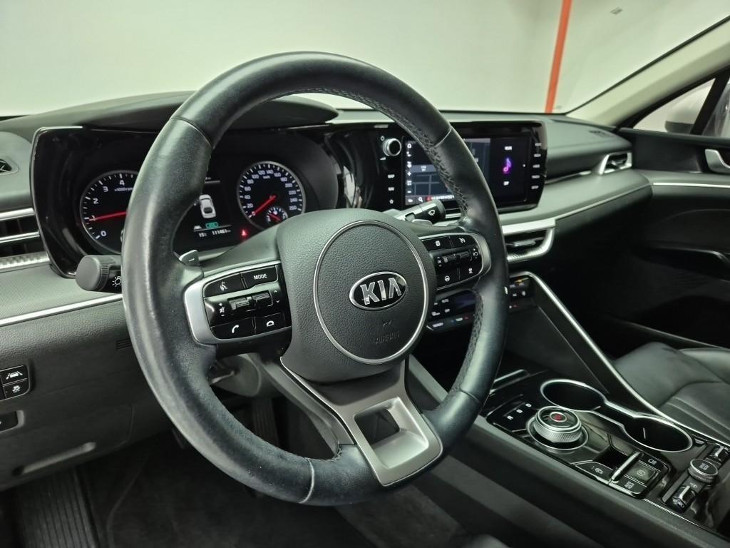KIA K5 - Vista 8