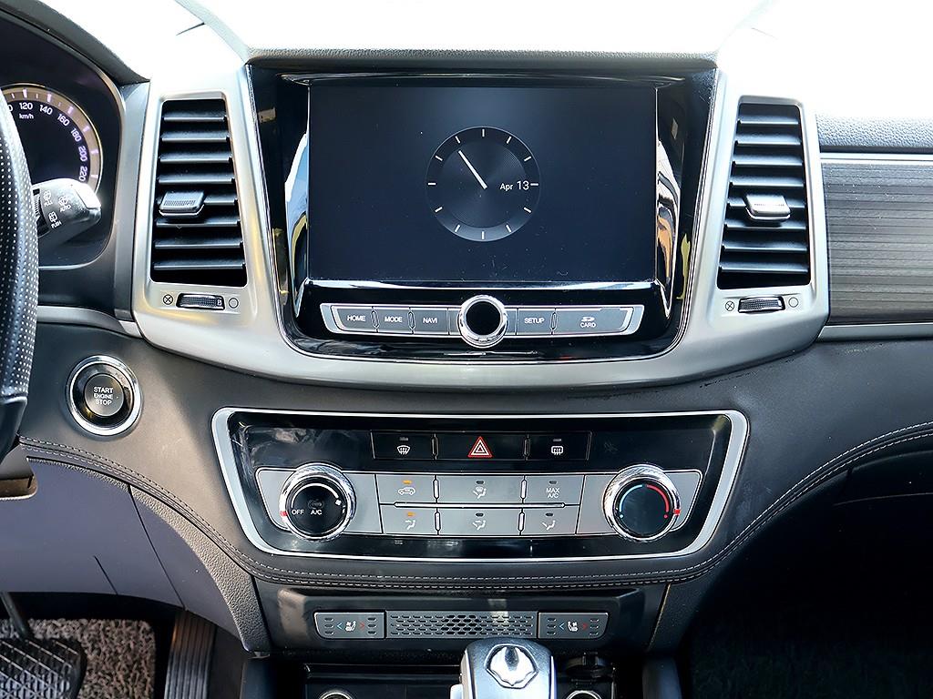 Ssangyong Rexton 2019 the color of pearl - Importación desde Corea - HF Imports Iquique - Foto 8