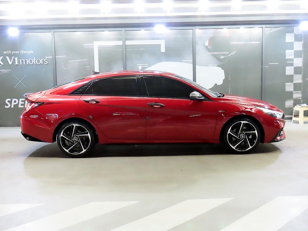 HYUNDAI Avante - Vista 3