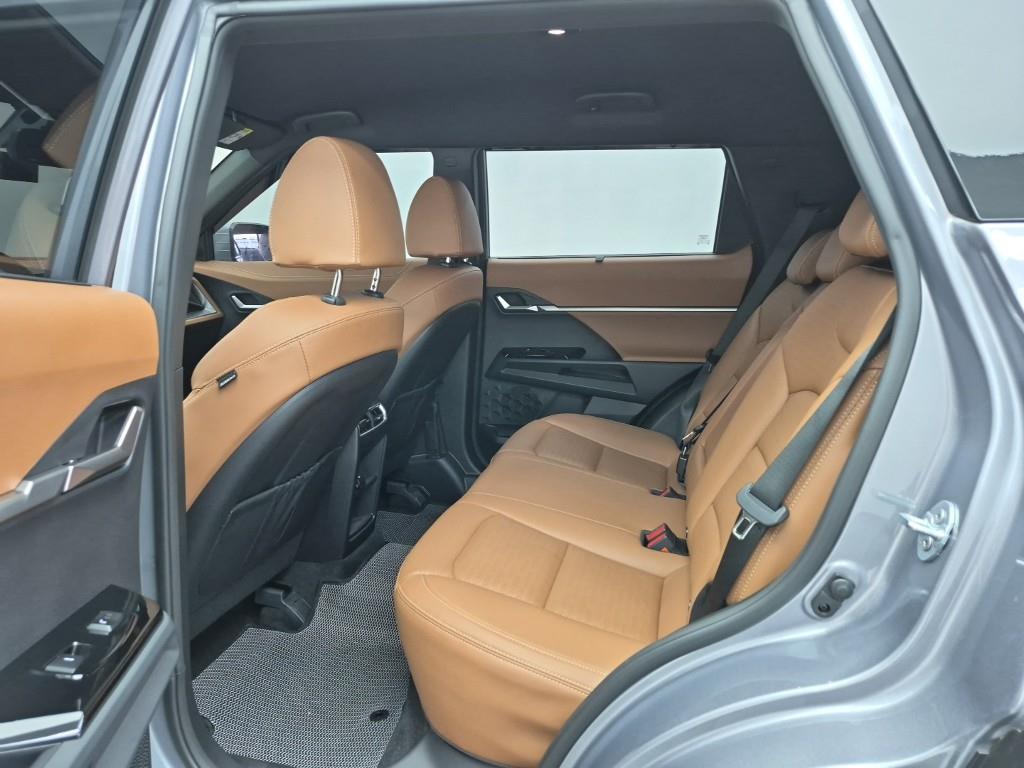 Ssangyong Torres - Vista 12