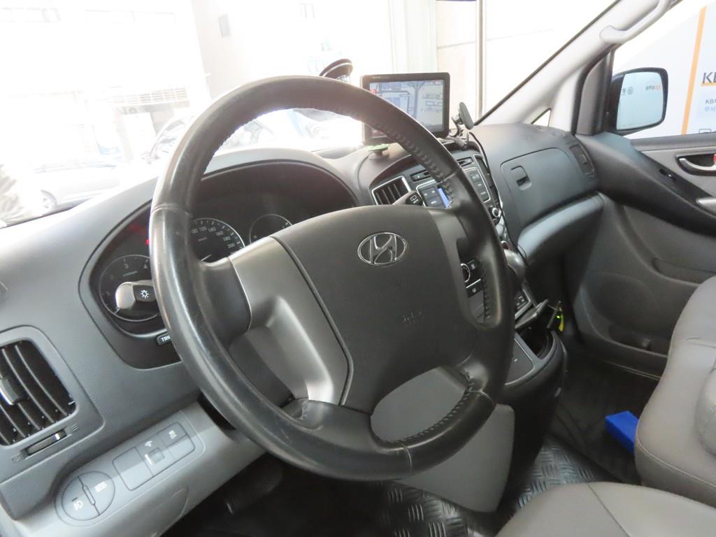 HYUNDAI Starex 2020 - Importación desde Corea - HF Imports Iquique - Foto 14