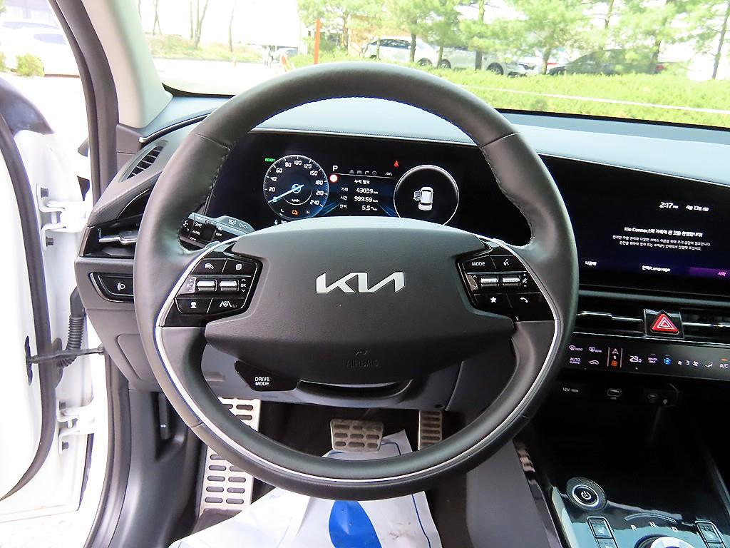 KIA Niro - Vista 8