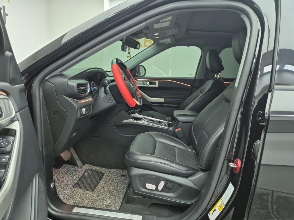 Ford Explorer - Vista 11