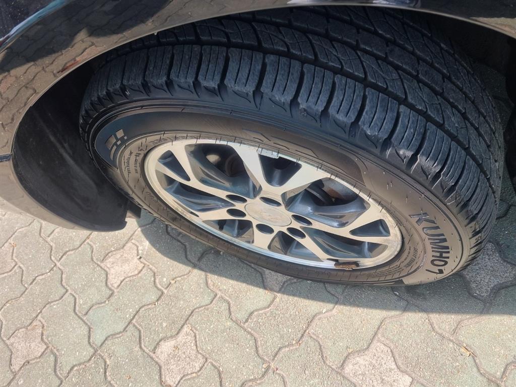 KIA Carnival - Vista 11