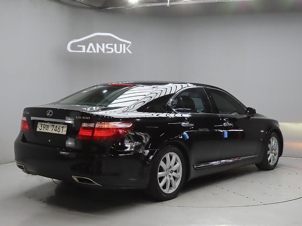 Lexus LS - Vista 7