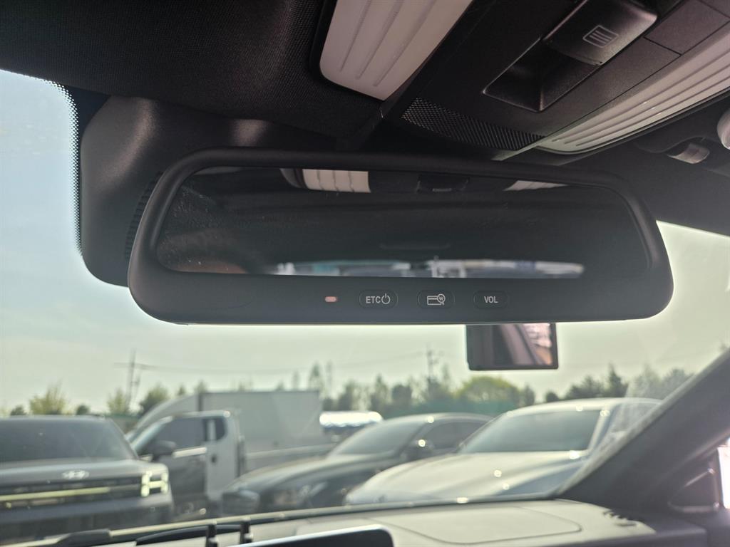 Mercedes Benz CLS Class - Vista 8