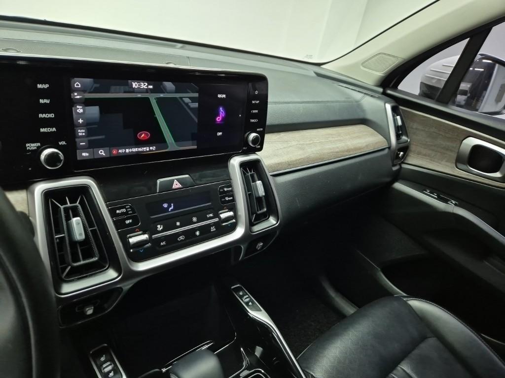 KIA Sorento - Vista 10