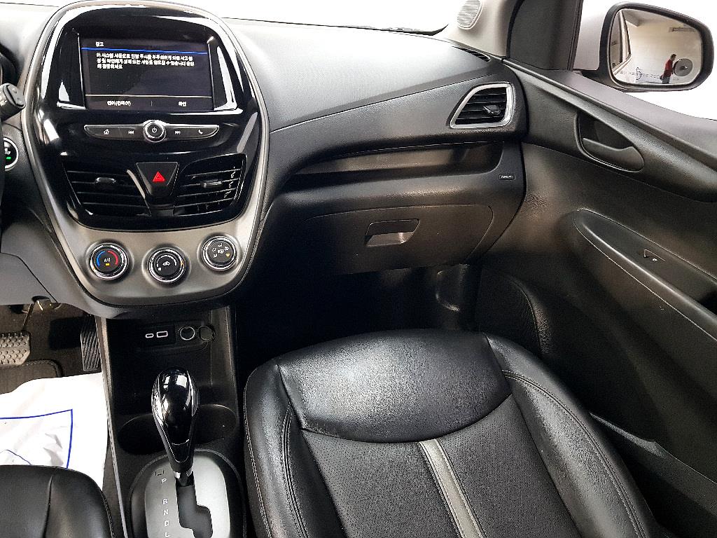 Chevrolet Spark - Vista 10