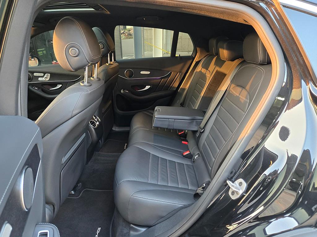 Mercedes Benz GLC Class - Vista 6