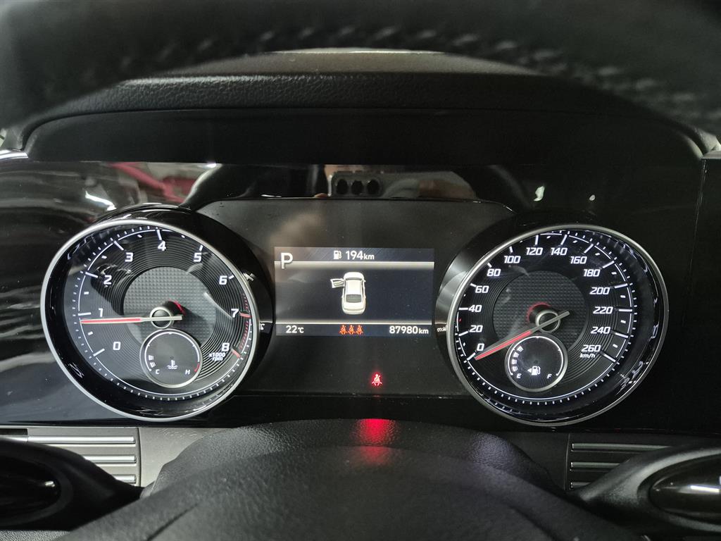 HYUNDAI Grandeur - Vista 7