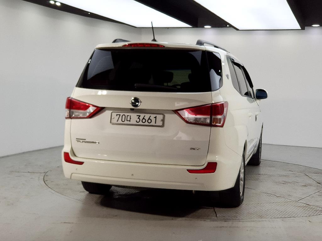 Ssangyong Korando - Vista 3