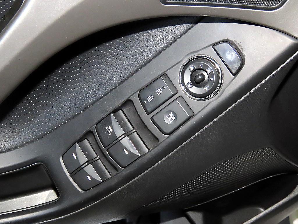 HYUNDAI Avante 2012 Blanco - Importación desde Corea - HF Imports Iquique - Foto 13