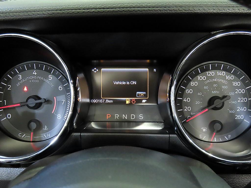 Ford Mustang - Vista 12
