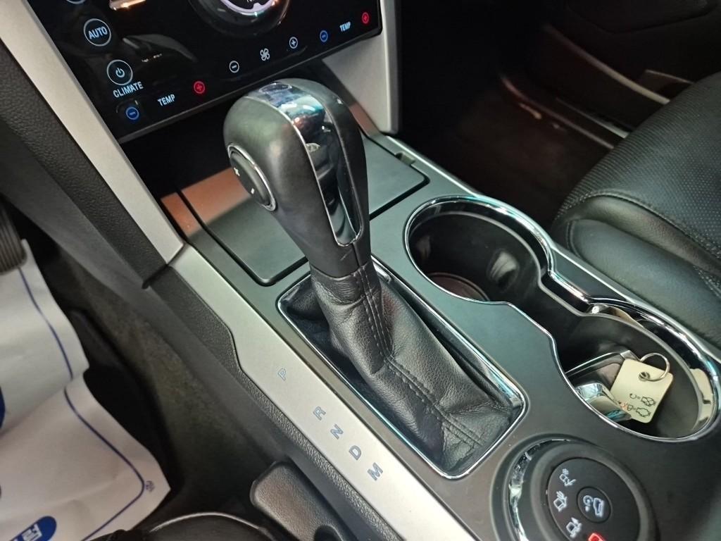 Ford Explorer - Vista 8