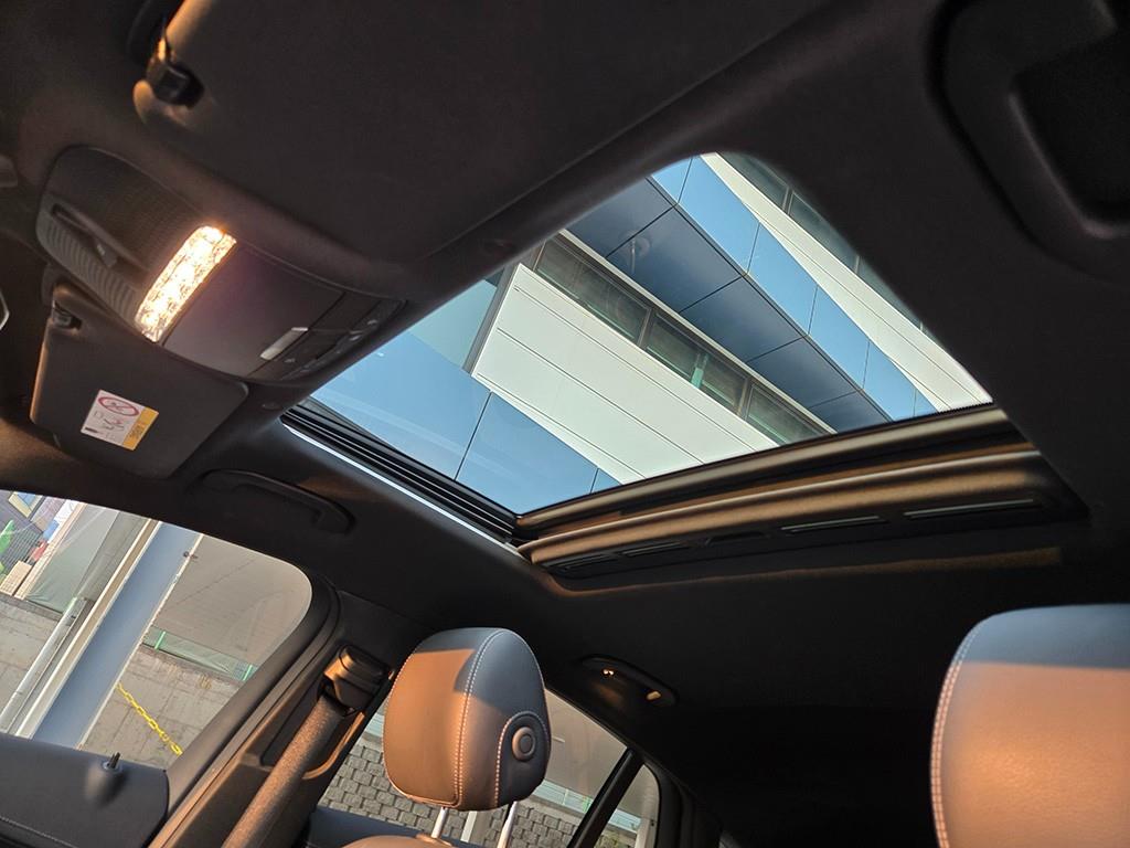 Mercedes Benz GLC Class 2023 Negro - Importación desde Corea - HF Imports Iquique - Foto 15